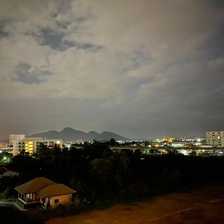 La Casita Luxus Condo Hua Hin Bagian luar foto